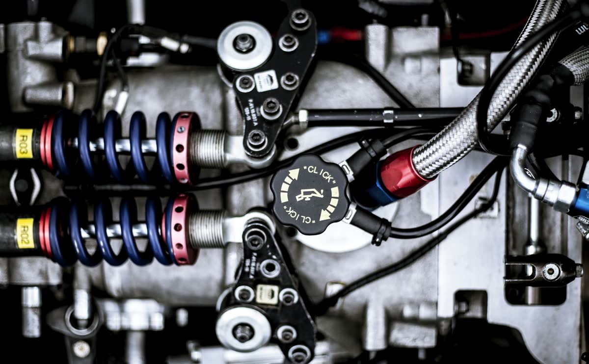 Zinc-plated recliner mechanism with coil springs, before cycle testing
